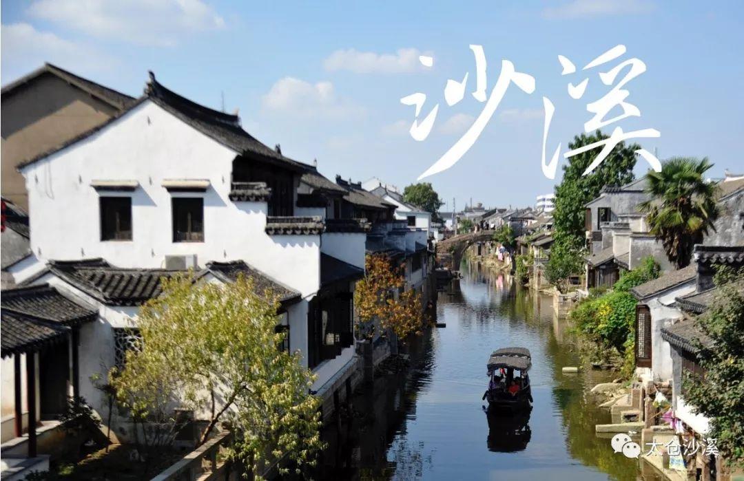 中汇人寿新乡中心支公司举办“中汇电影节”活动